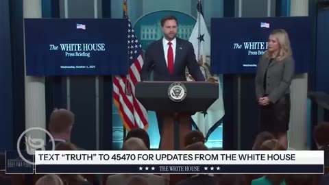 JD Vance REACTS to Viral Meme of Hakeem Jeffries in Sombrero 😂