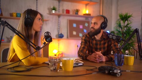 3 Podcasts That’ll Help You Become a Millionaire at 20