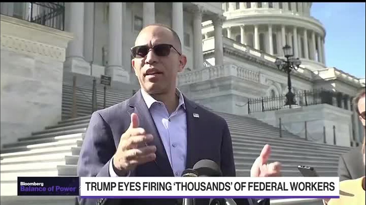 Hakeem Jeffries on Shutdown Negotiations: ‘Leader Schumer and Myself Haven’t Gotten a Single Phone Call’