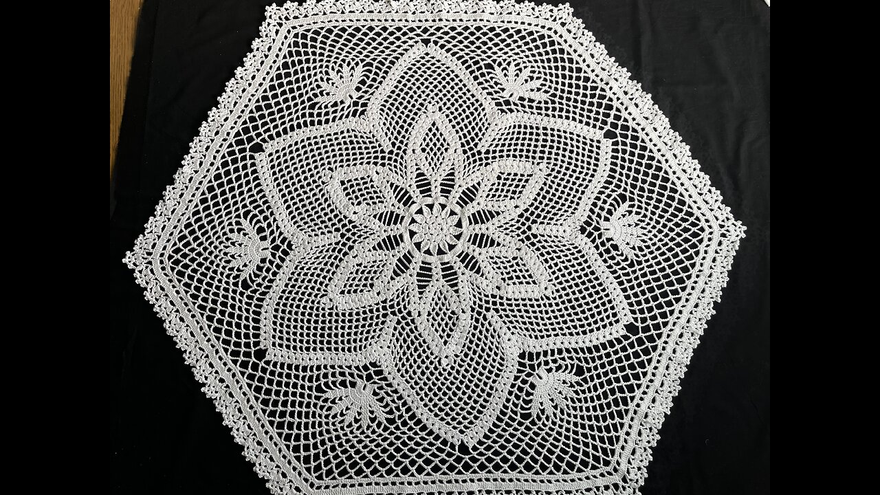 (#C-1227)-(ep. 9/10)-Pineapple Crochet Table Center