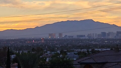 Did you SEE tonight's Las Vegas sunset on FIRE? Check THIS out! 10.19.2025 #follow #gaming #casino