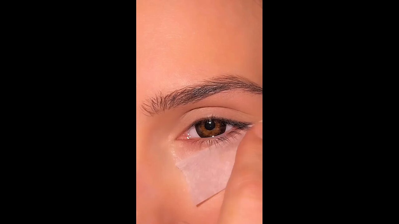 how to apply perfect eye makeup