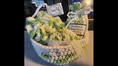 Bath & Shower Gift Basket - #Christmas Gift Set