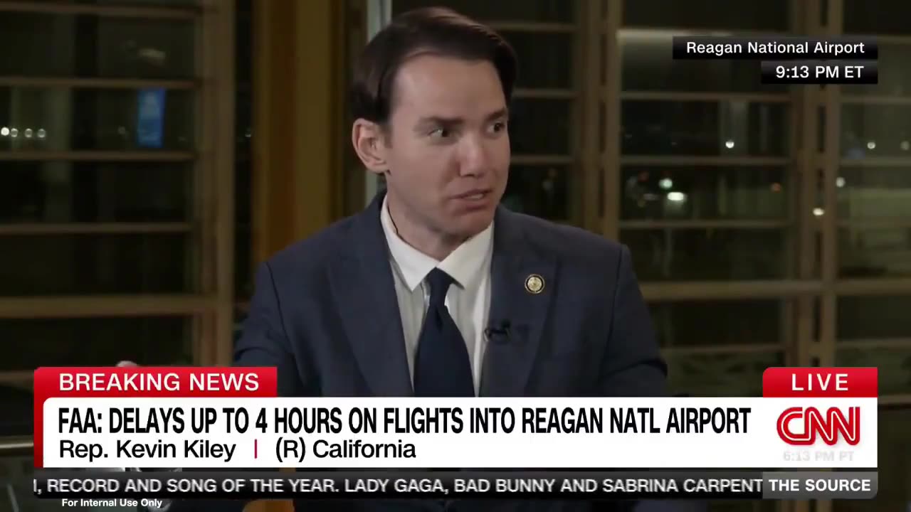 Air Traffic Controllers Are Missing Their Paychecks Because Congress Isn’t Doing Its Job