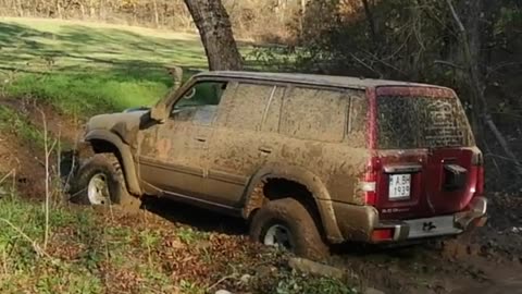 RWD vs 4X4 in Off-Road - Nissan Patrol Y61 M57 💪🚜🍺