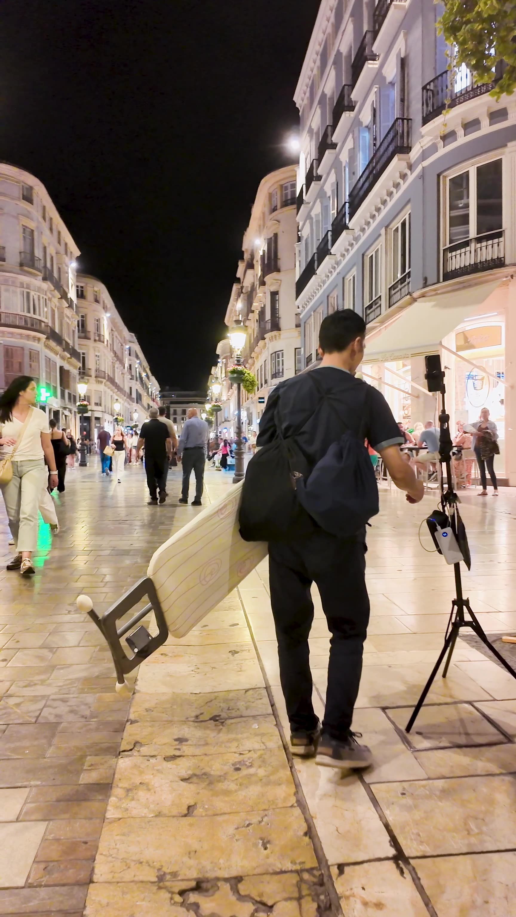 Blogger Who Loves Ironing 😄 Blogger in Action