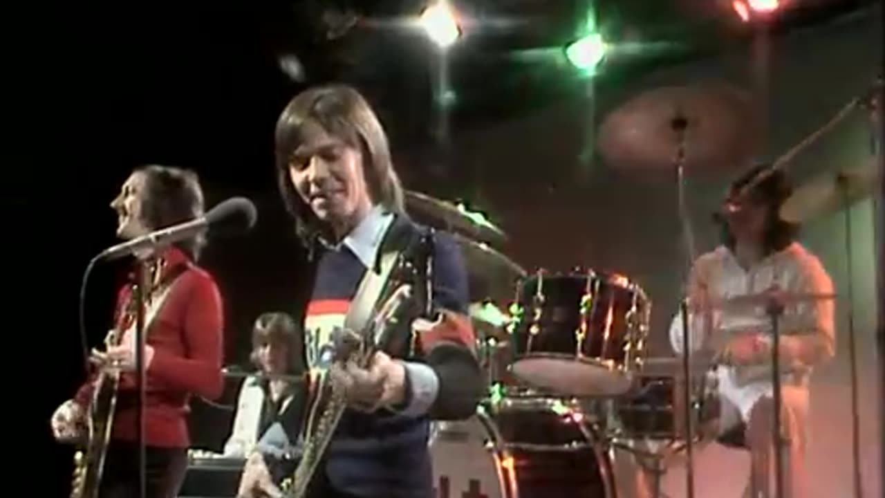 Pilot - January (TopPop)(1975)