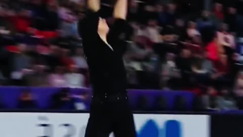 Unforgettable Ice Skating Highlights 😘🤗