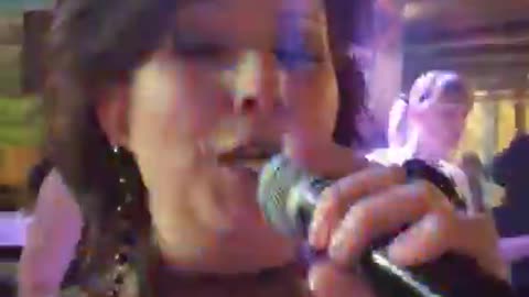 Нина Иванова на живо: Чистият звук на българската народна песен 🇧🇬