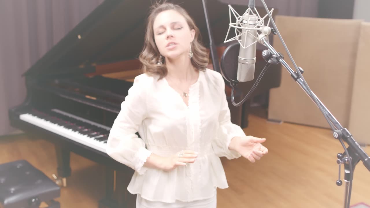 Ekaterina Shelehova - Beyond the Quiet River