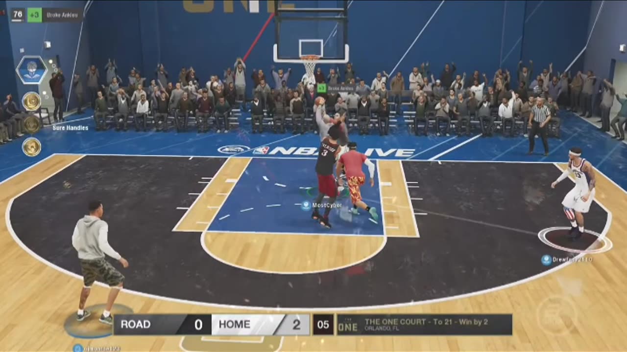 NBA LIVE INTRI