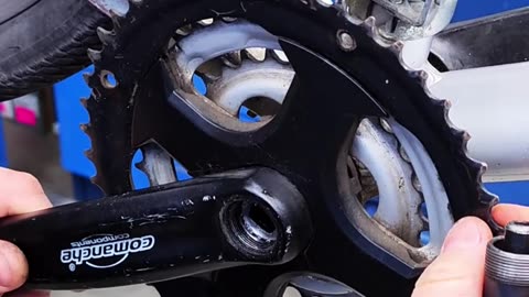 Why does the bike bottom bracket crunch?