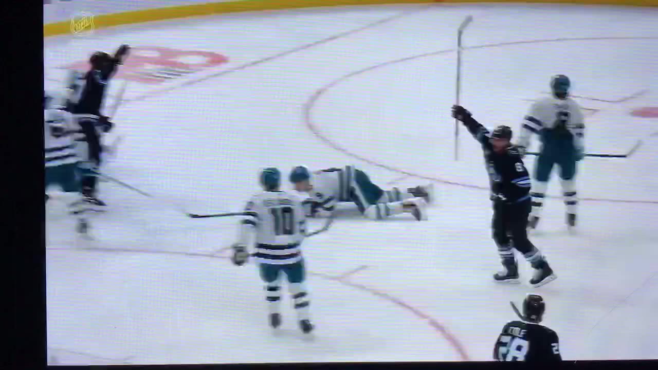 Mammoth C #8 Nick Schmaltz 🥅(2)🏒Snap-Shot Goal