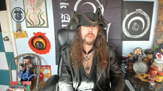 Kyrsten Sinema Gets High, Embraces MAHA