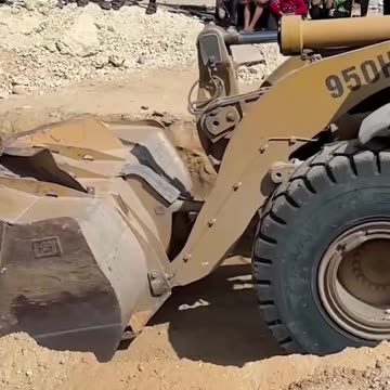 Palestinian forces in Gaza have launched a large-scale excavation operation