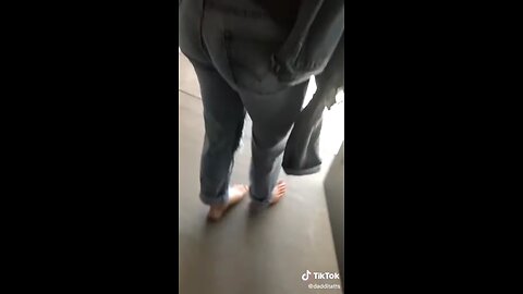 Barefoot Tik Tok Complimation 4