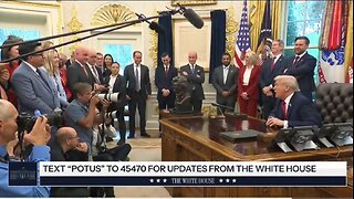 Entire Oval Office Bursts Out Laughing When Reporter Mentions Jasmine Crockett