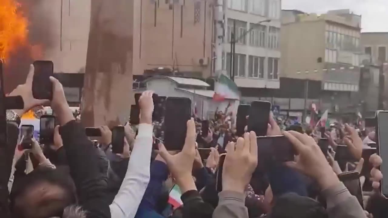 Iranians set effigy of Baal on FIRE