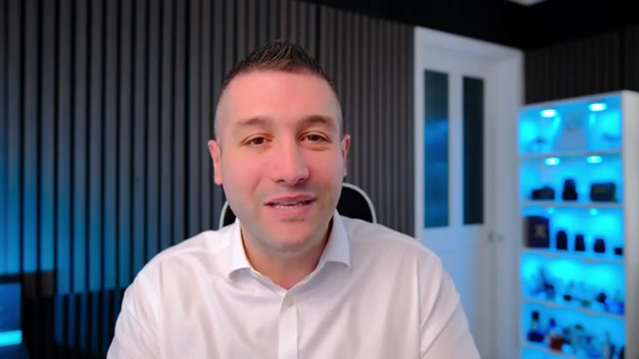 Zelensky Threatens MOSCOW With BLACKOUTS!