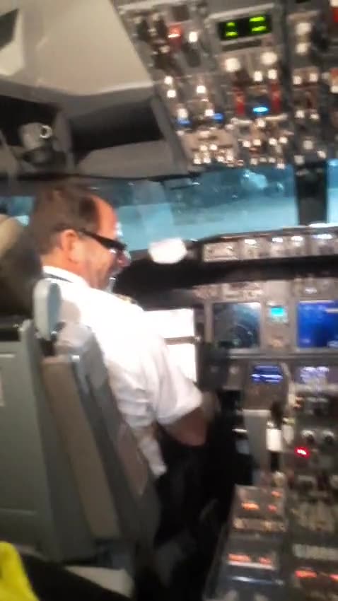 FLAT EARTH DOG ITS DEFO FLAT Tez-Truth-Dog EXCLIUSIVE