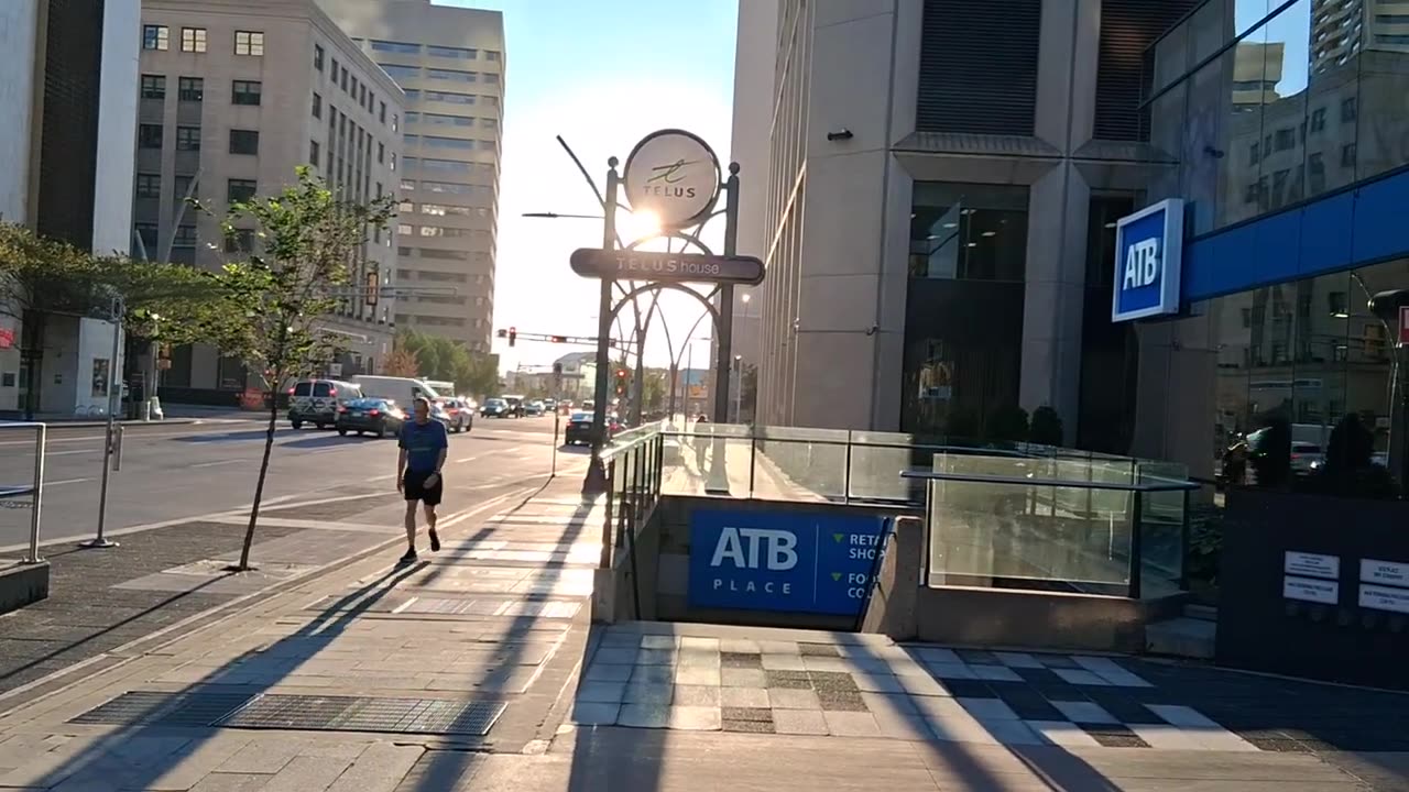 STREET VIEW 22 EDMONTON ALBERTA CANADA