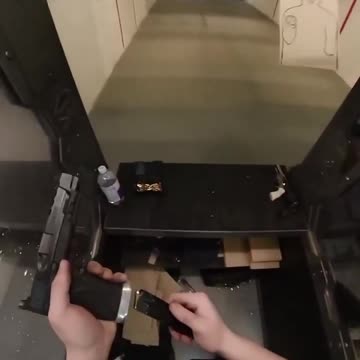 This guy caught an ejected shell with a new magazine