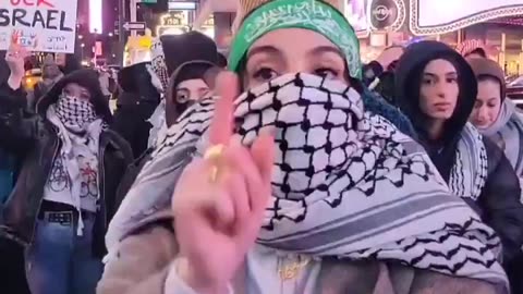 A woman fully masked in NYC wearing a Hamas headband says the Israelis