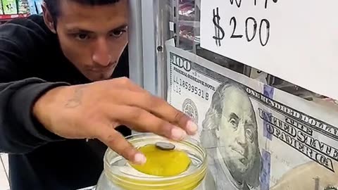 Quarter on lemon game 🍋 Guy at the end wins! 💲