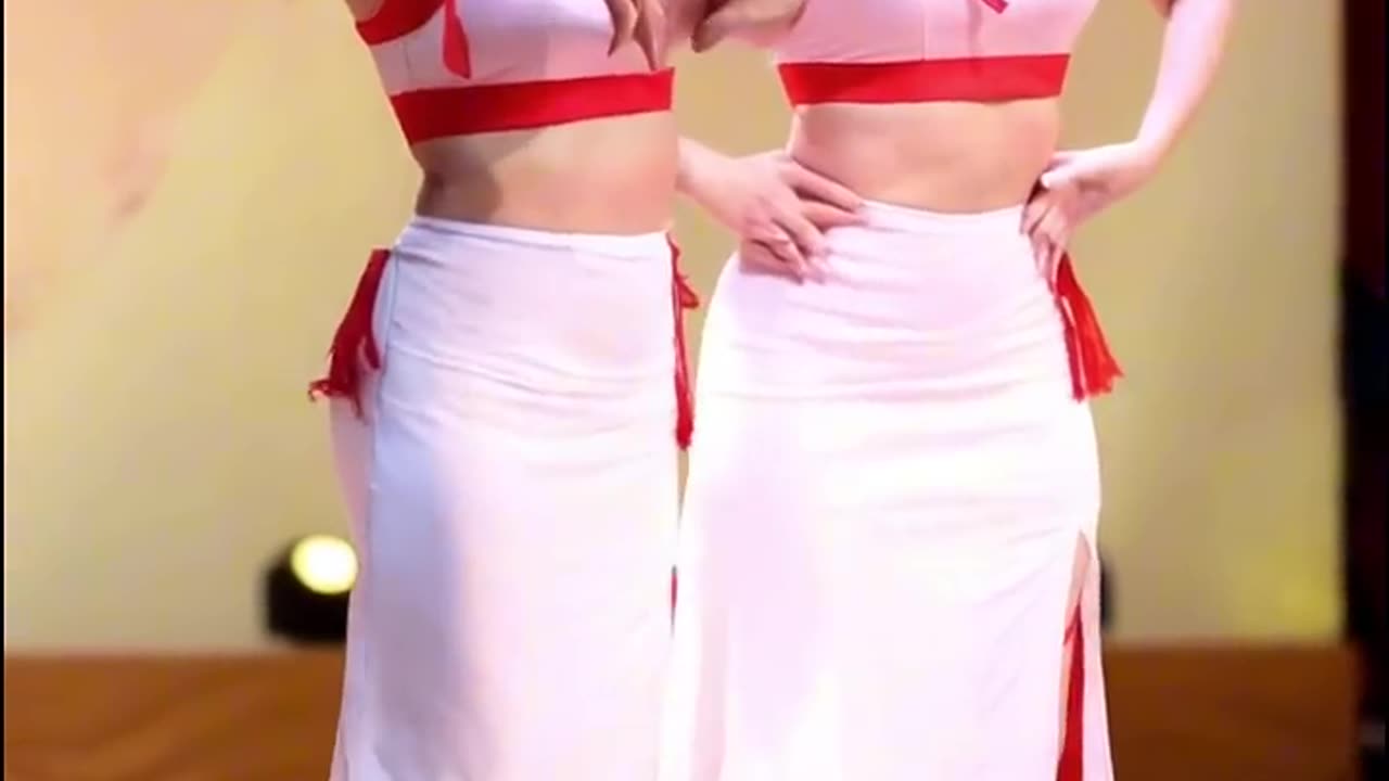 Two Beautiful Chubby Country Girls Perform a Magical Dance Agt #dance #agt #americagottalent