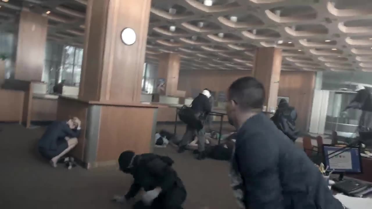 Maroon5 - payphone ft. wiz Khalifa (explifa) (OFFICIAL SONG)