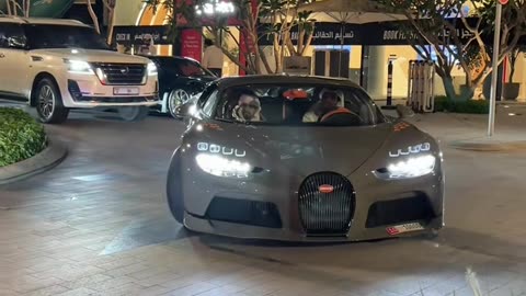 💎🤯 The Most STUNNING Bugatti Chiron Interior You'll See! | LuxurySportsCars