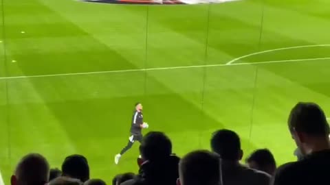 Feyenoord Rotterdam (goalkeeper Justin Bijlow)