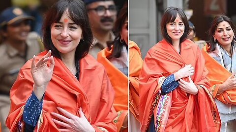 Coldplay's Dakota Johnson at Siddhivinayak Temple