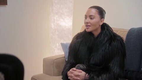 DOCTOR TELLS KIM KARDASHIAN SHE HAS LOW BRAIN ACTIVITY