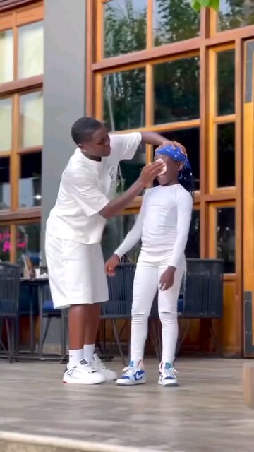 Endurance and her kid Biskit World 🥰