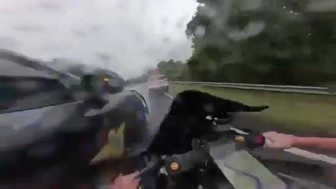 Crazy Videos 🔞 - Those cops werent playing around today