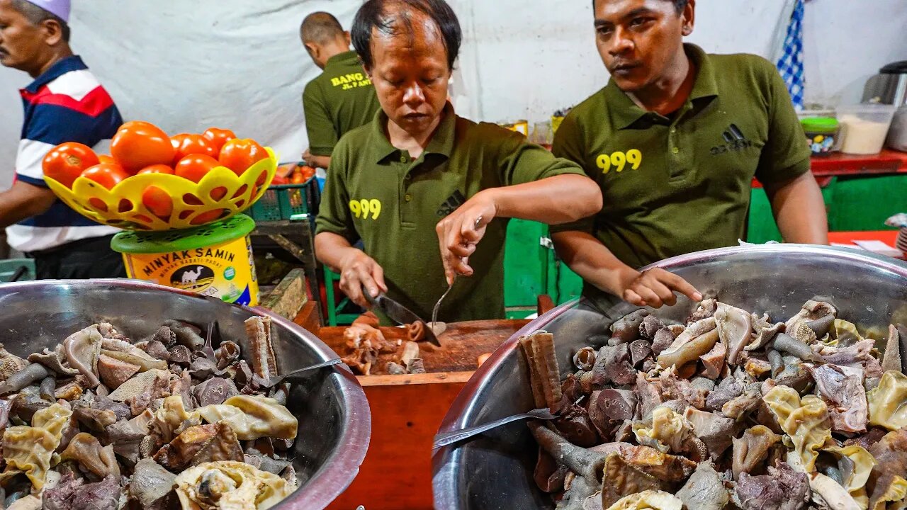 The GOAT MEAT Masters of Jakarta: Sop Kambing! 🇮🇩 Indonesian Street Food