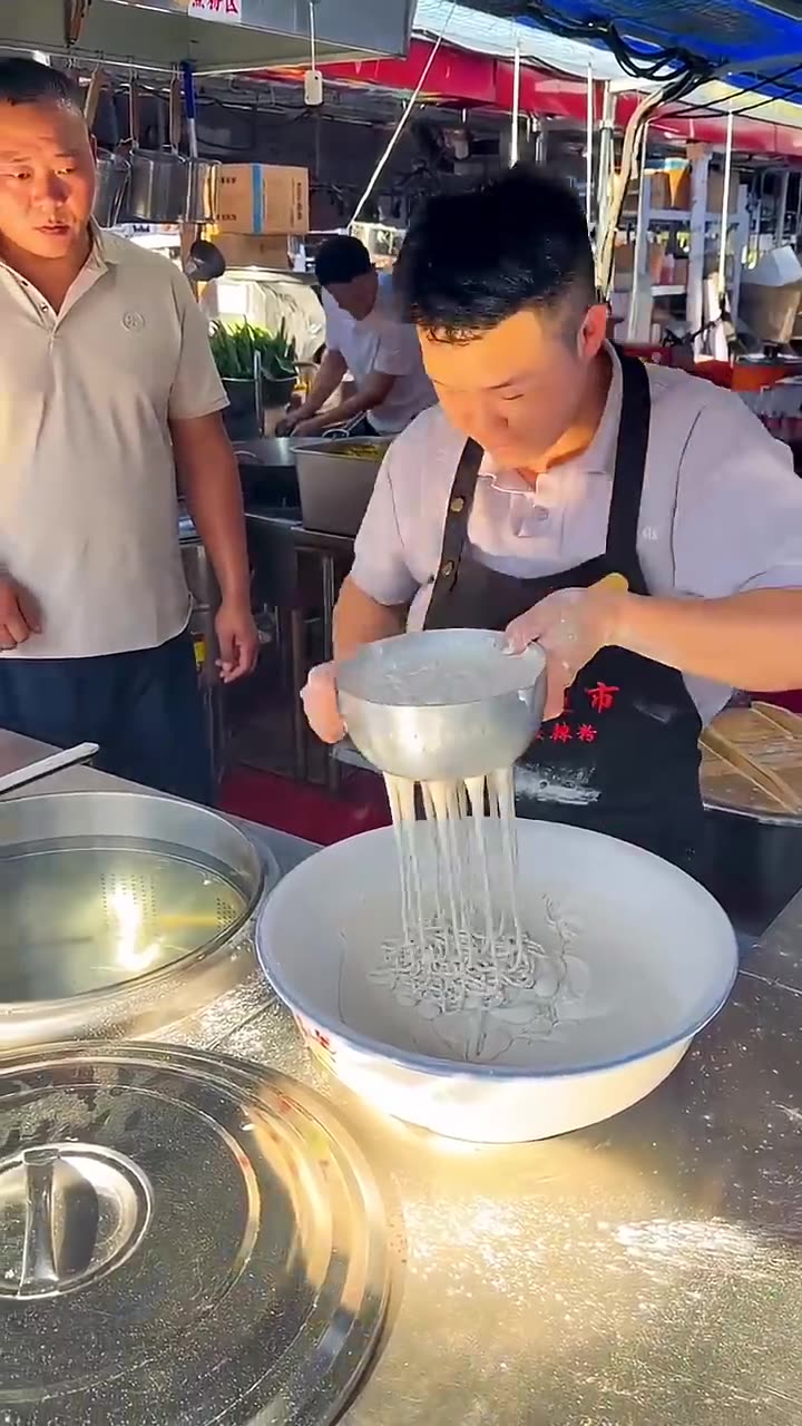 “Cooking Street Food Magic! Delicious Recipes You Must Try 😋🔥 #shorts”
