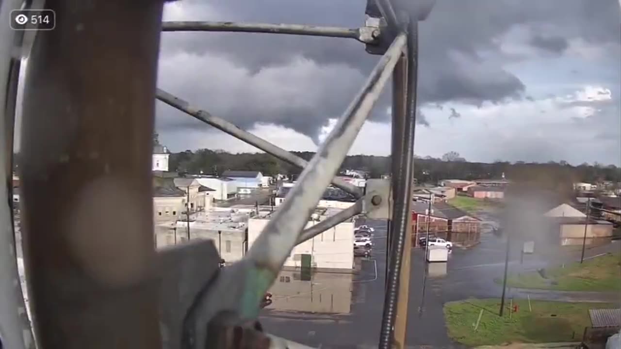 Tornado touchdown near Columbia MS