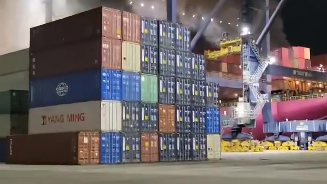 Πυρκαγιά στο λιμάνι του Λος 'Αντζελες