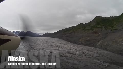 Glaciers & Icebergs - Alaska Bush Flying