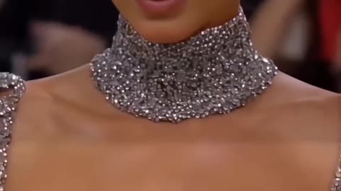 Kendall Jnner Met Gala Looks 💝