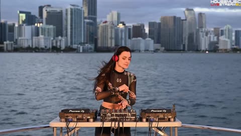 Korolova – The Sound of Ultra Miami | Sundown Set