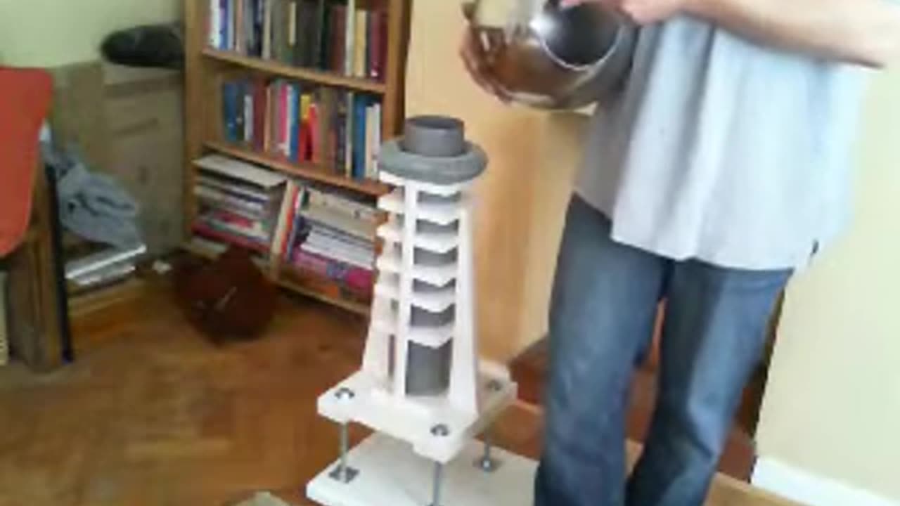 How to Build a Van Der Graaf Generator - Part 3 - the base