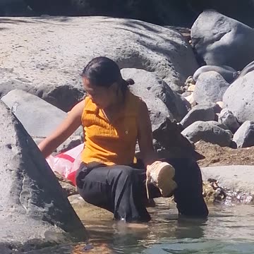 Life in the Philippine Province: Hand Washing Laundry in the River 🇵🇭🌿
