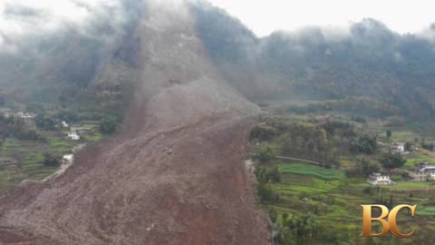 At least 30 missing after China landslide