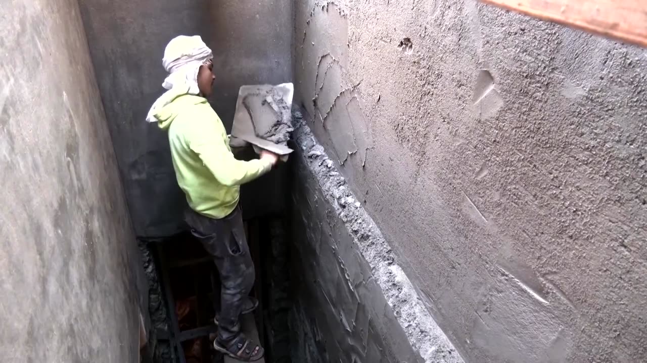 Dismantling and reconstructing a historic Cairo district