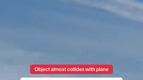 👽🏖️ MYSTERIOUS UFO Over Santa Eulália Beach! | TheTruthAbove