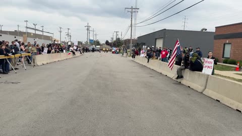 LIVE: Protest Outside Broadview ICE Facility