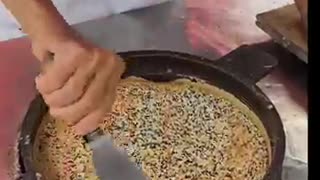 Only $0.3?! Grandpa’s Legendary Peanut Pancake Everyone Loves!